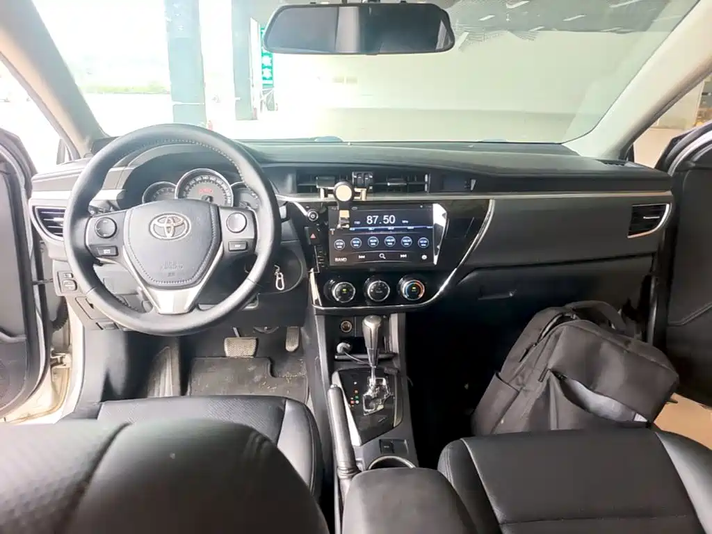 Toyota Corolla — миниатюра 10