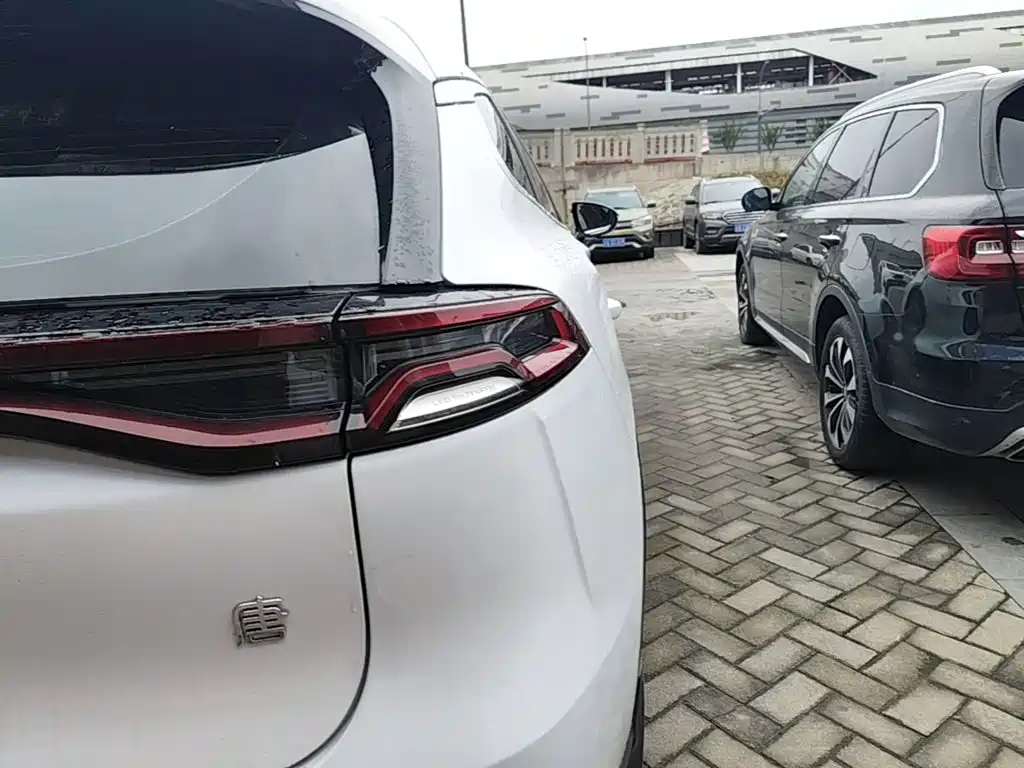 BYD Tang — миниатюра 8
