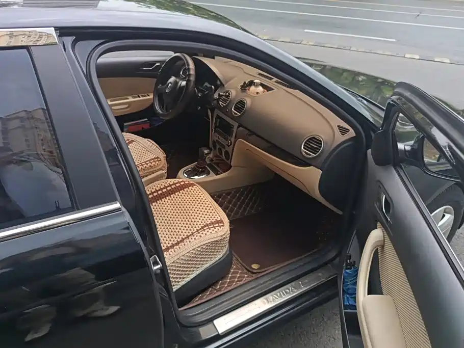Volkswagen Lavida — миниатюра 8