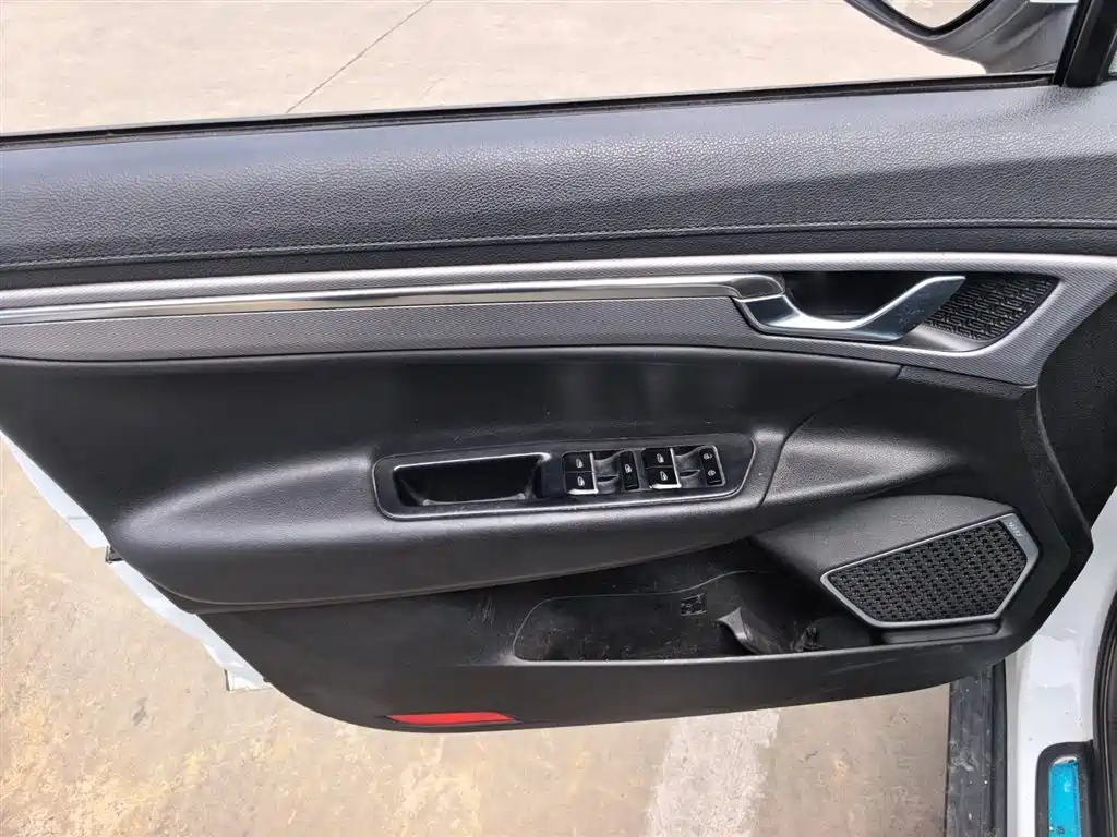 GEELY AUTOMOBILE EMGRAND GS