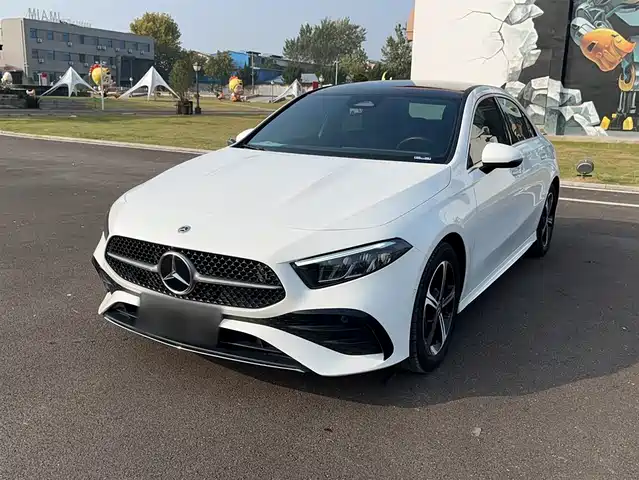 MERCEDES-BENZ A CLASS