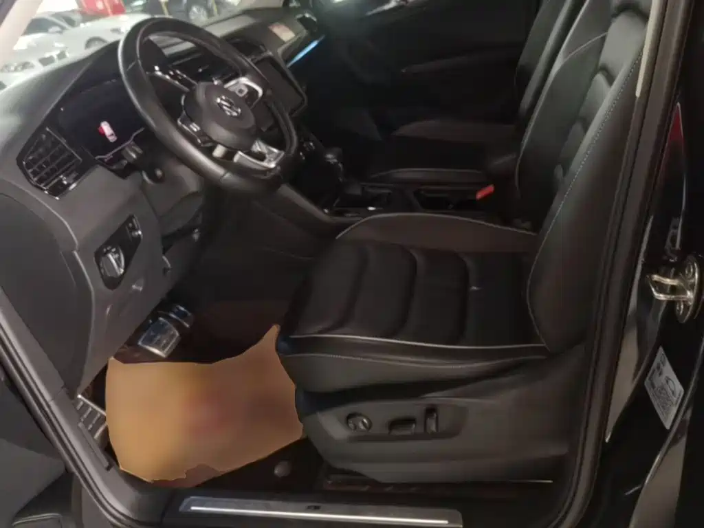 Volkswagen Tiguan L — миниатюра 15