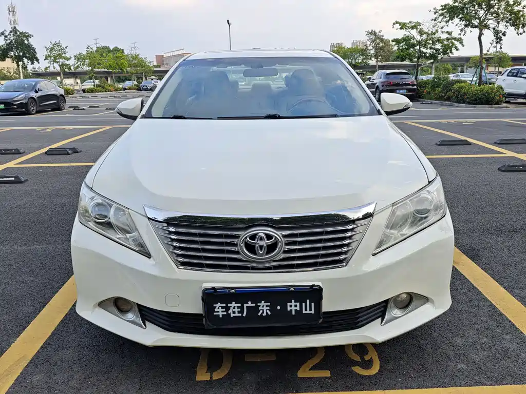 Toyota Camry 2013 2.0G Comfort