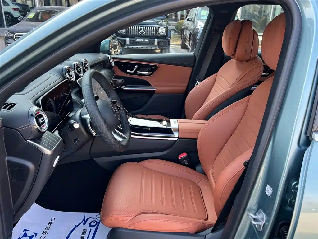 Mercedes-Benz GLC 2025 GLC 300 L 4MATIC Luxury 5 мест