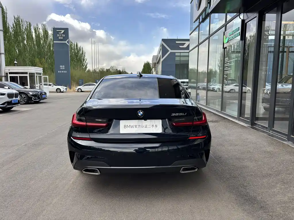 BMW 3 Series 3 2022 325Li M Sport