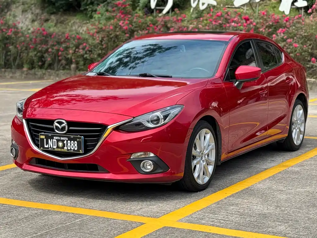 Mazda 3 Axela 2016