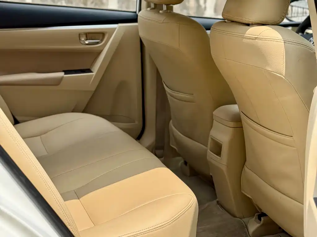 Toyota Corolla — миниатюра 11