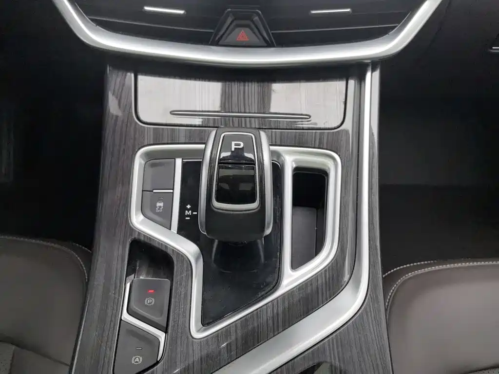 Geely Jia Ji — миниатюра 13