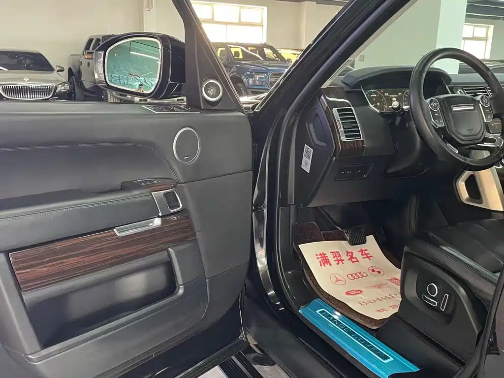 LAND ROVER RANGE ROVER