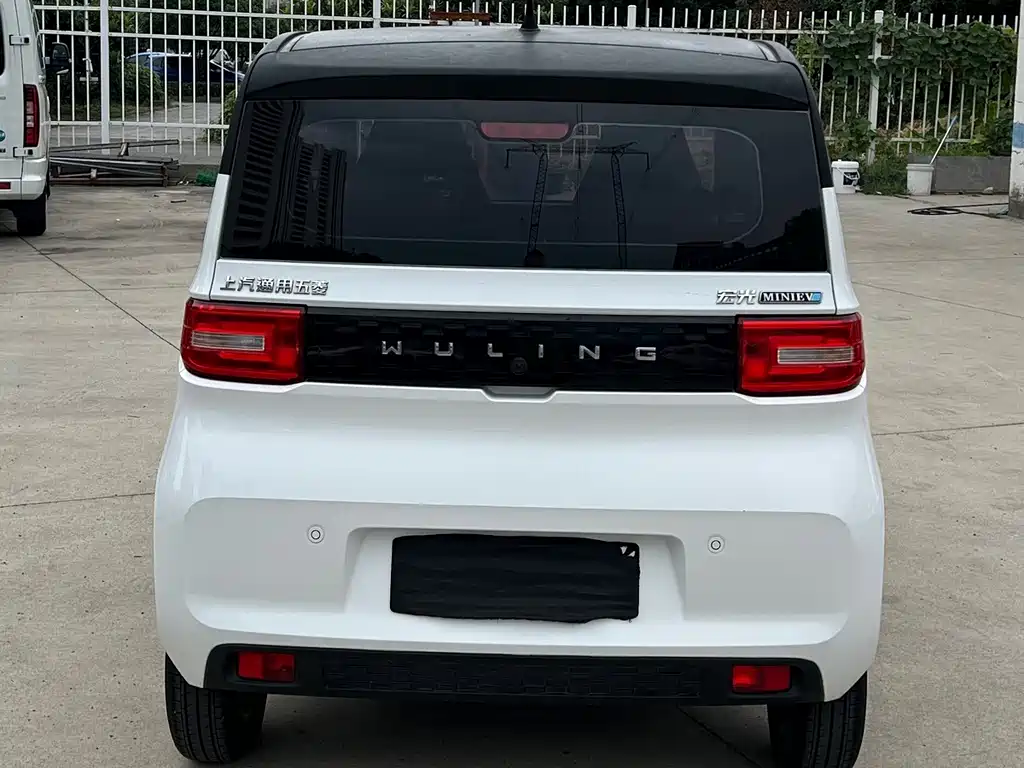 Wuling MINIEV — миниатюра 5