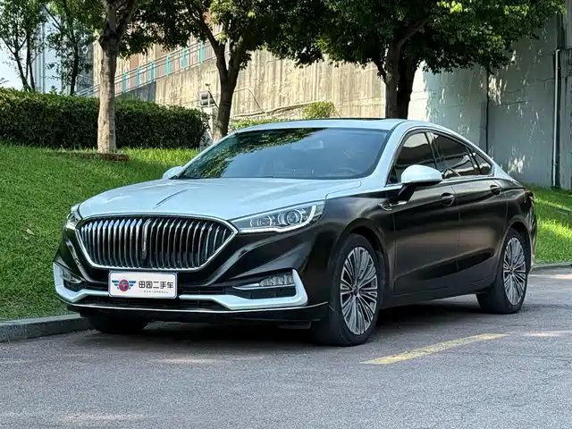 RED FLAG HONGQI H5 2022