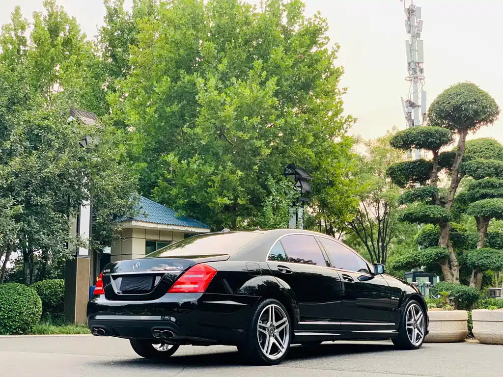 Mercedes-Benz S-Class AMG — миниатюра 23