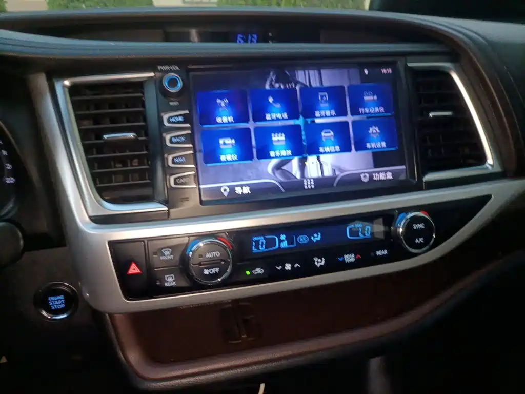 Toyota Highlander — миниатюра 9