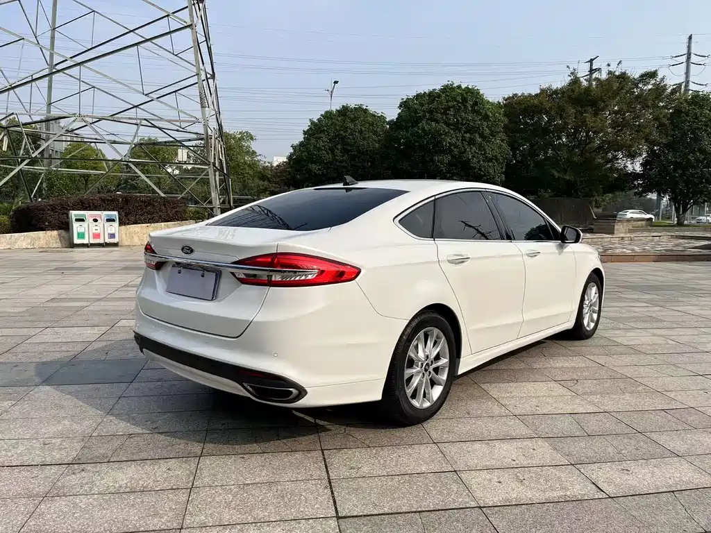 Ford Mondeo 2018 EcoBoost 200 Fashion