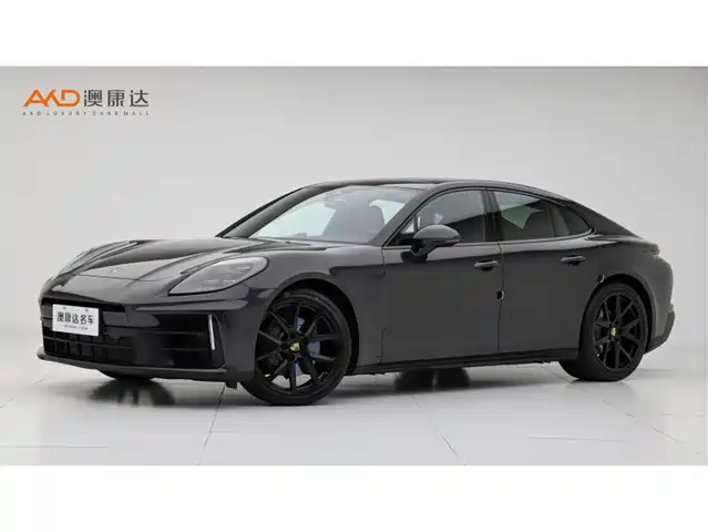PORSCHE PANAMERA 2024