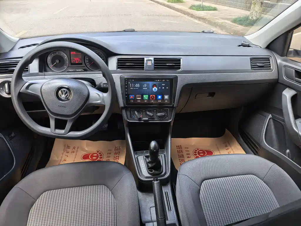 Volkswagen Santana — миниатюра 9