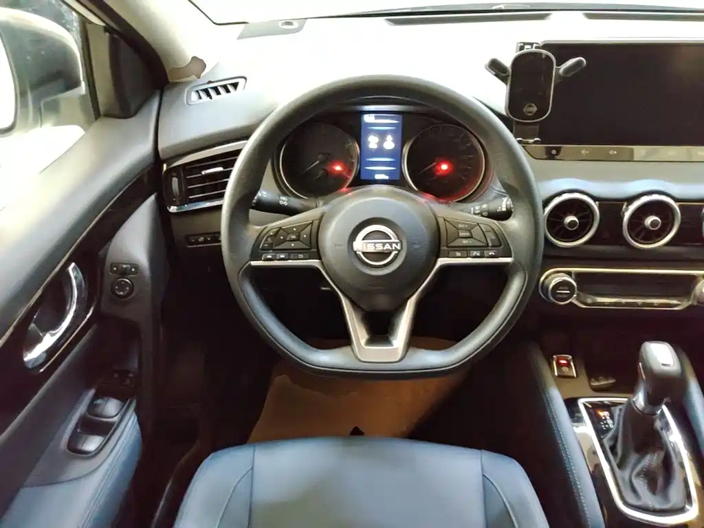 Nissan Qashqai — миниатюра 11