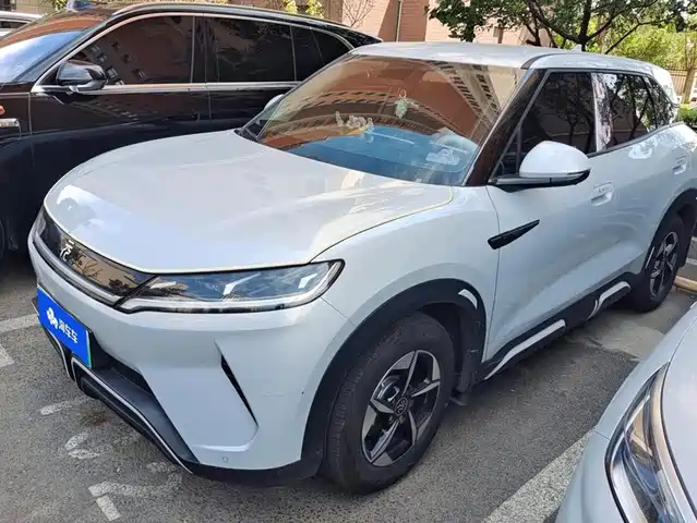 2025 BYD Yuan