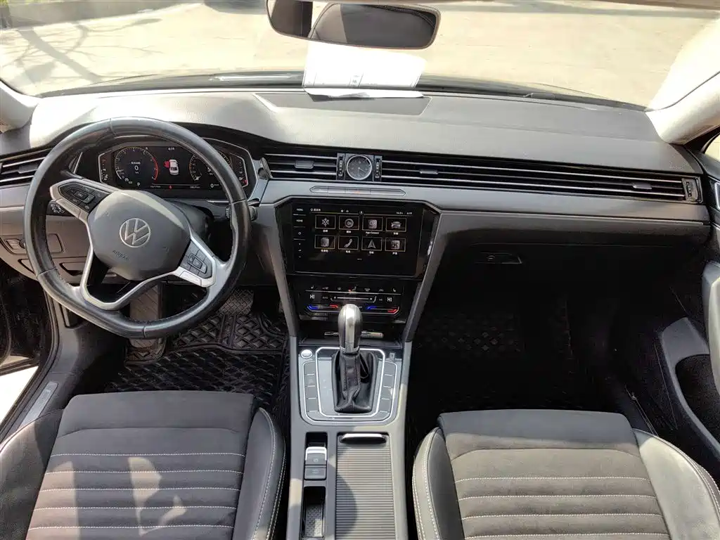 Volkswagen Magotan 2020 330TSI DSG Luxury