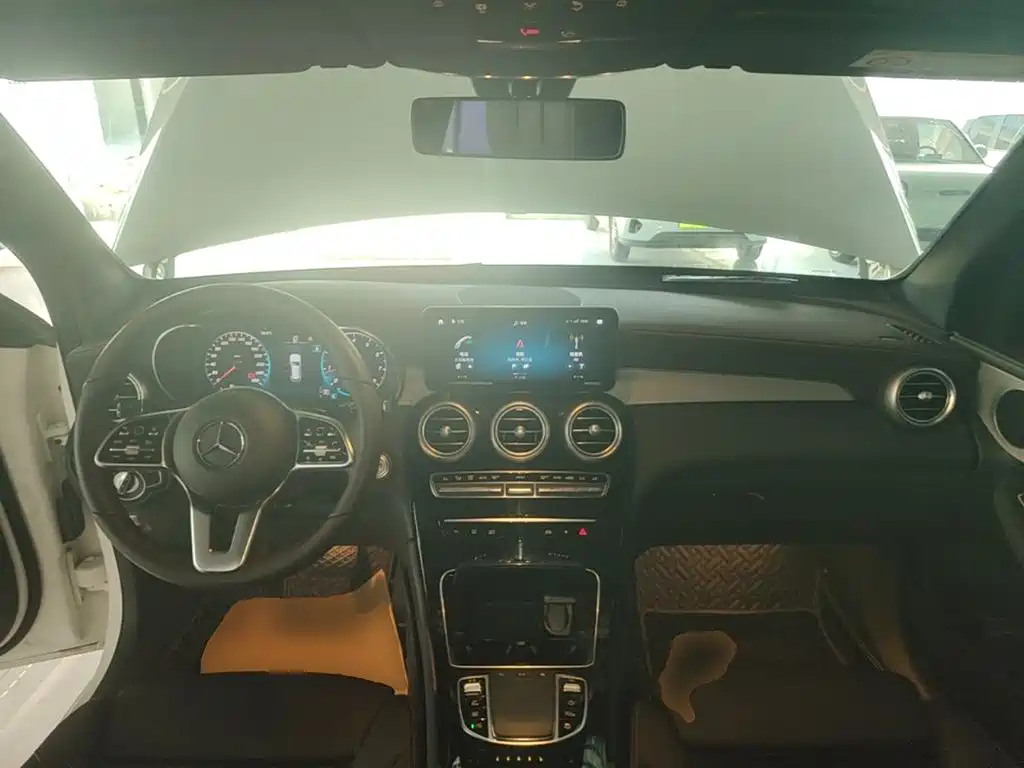 Mercedes-Benz GLC 2022 GLC 260 L 4MATIC