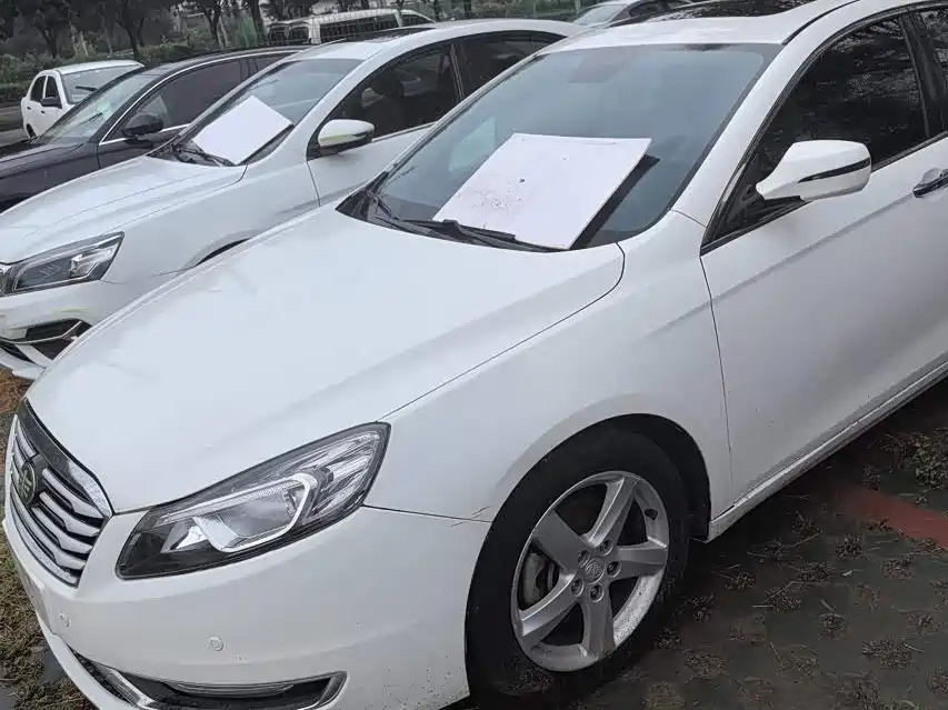 2015 Bestune B70 - zdjęcie 1 z 16