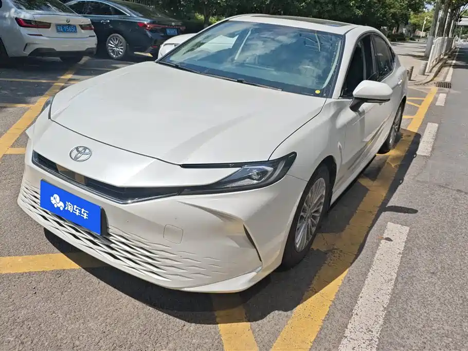 Toyota Camry 2024