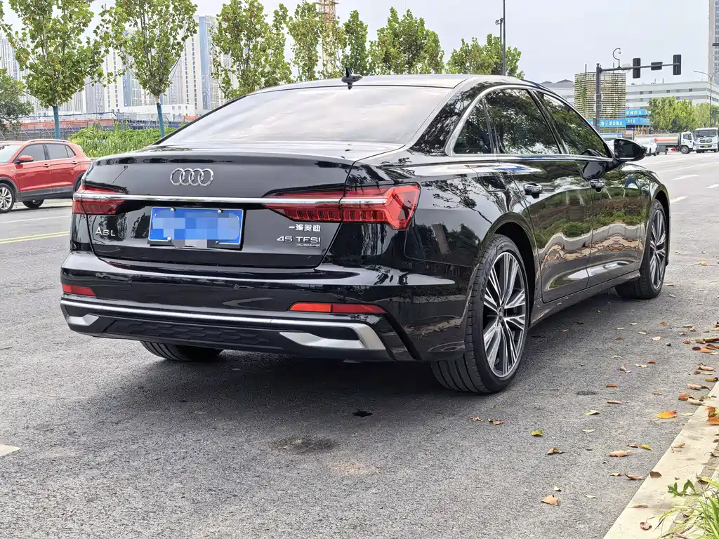 Audi A6L — миниатюра 7