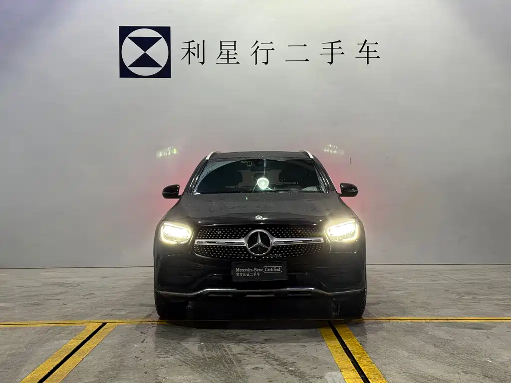 MERCEDES-BENZ GLC