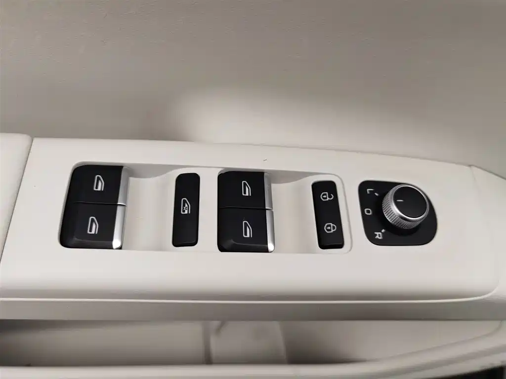 GEELY GALAXY STAR WISH