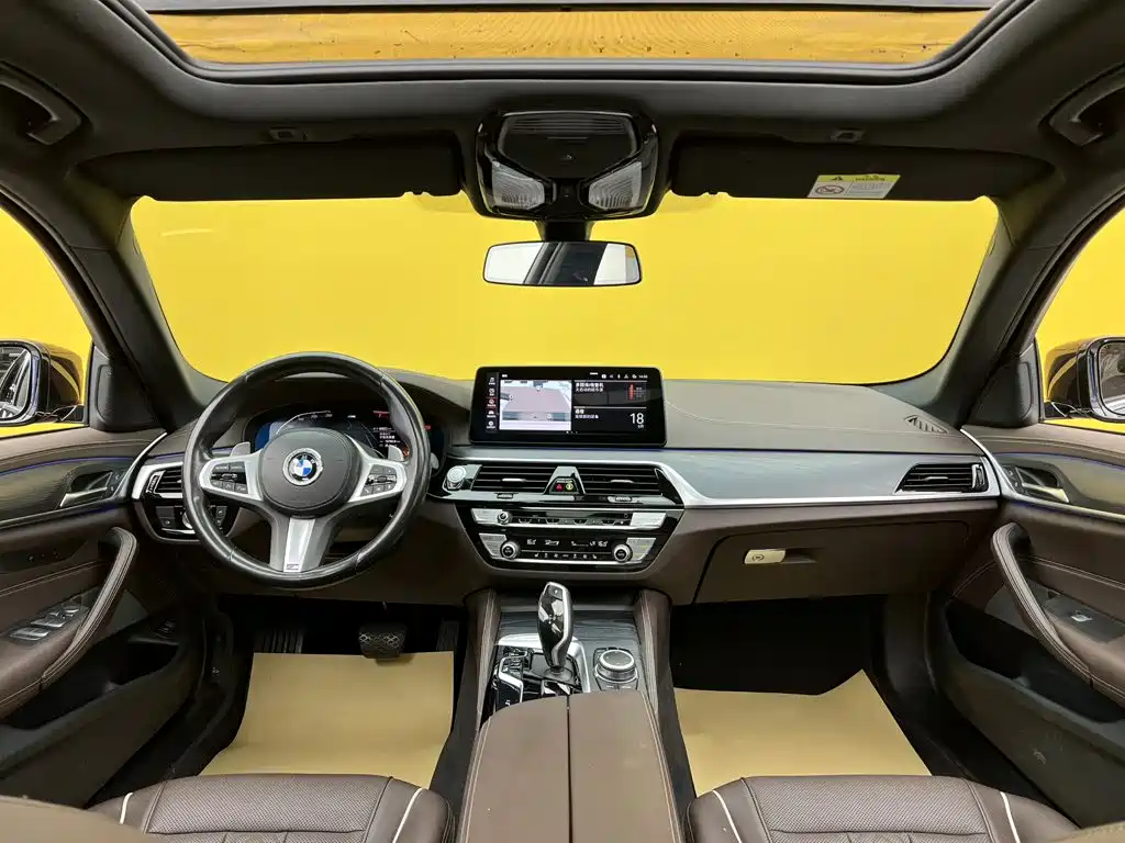 BMW 5 Series — миниатюра 37