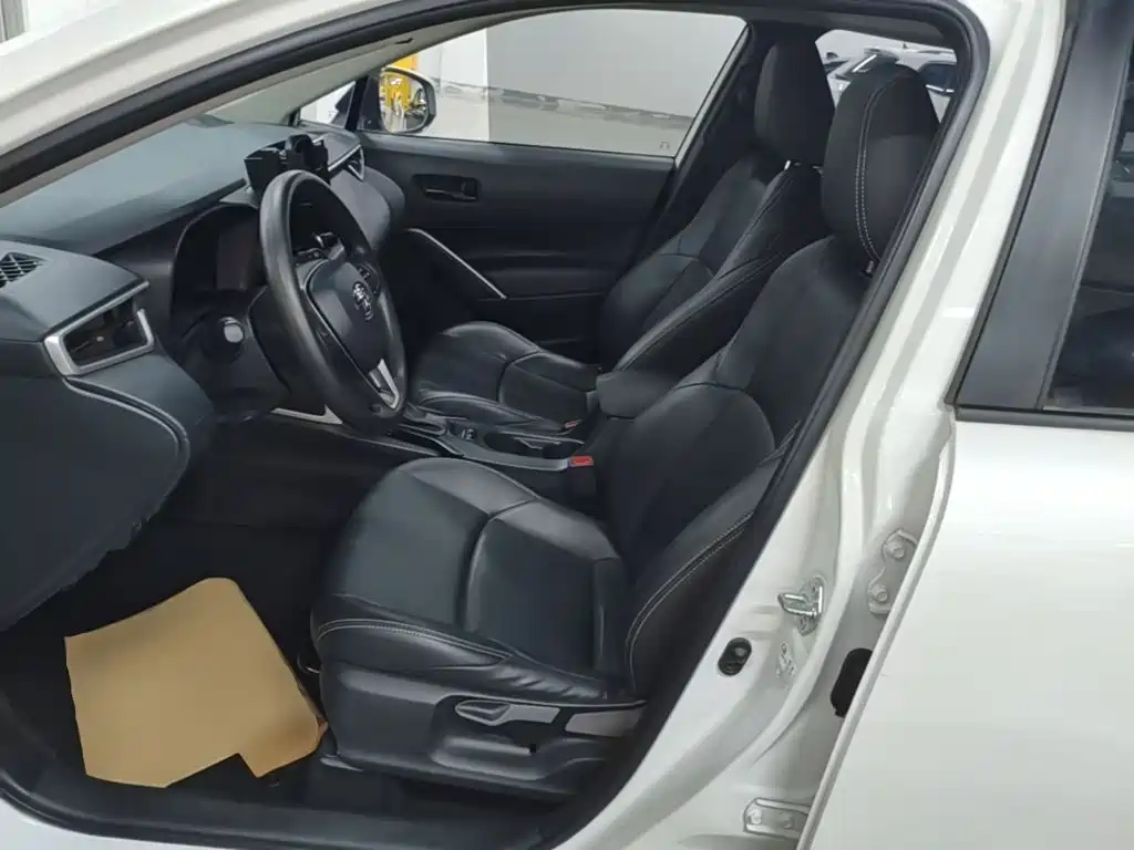 Toyota Frontlander — миниатюра 15