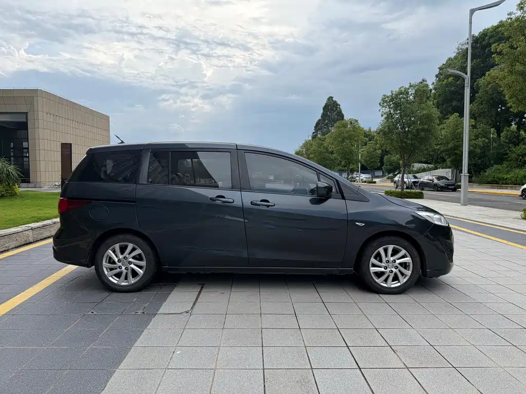 Mazda 5 — миниатюра 5