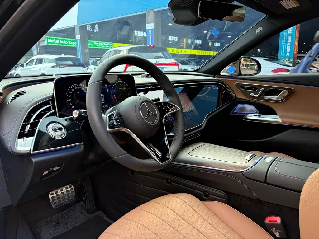 Mercedes-Benz E-Class E 2026 E 300 L Luxury