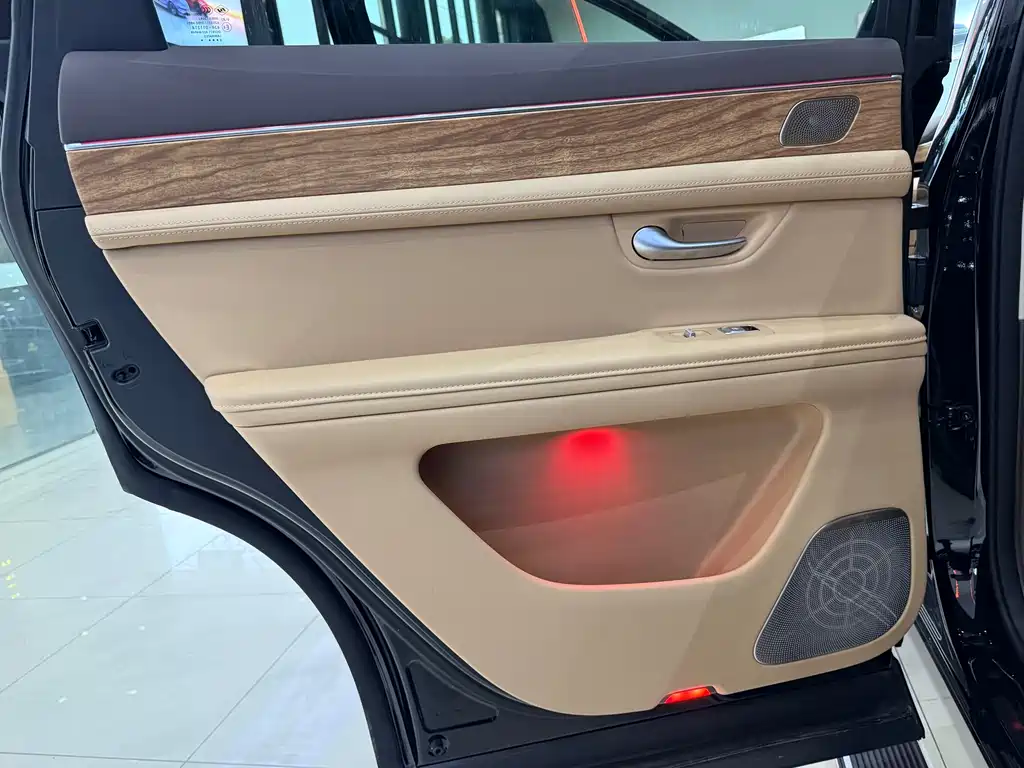 AITO ASK THE WORLD M7