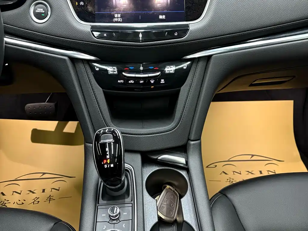 Cadillac XT5 — миниатюра 9