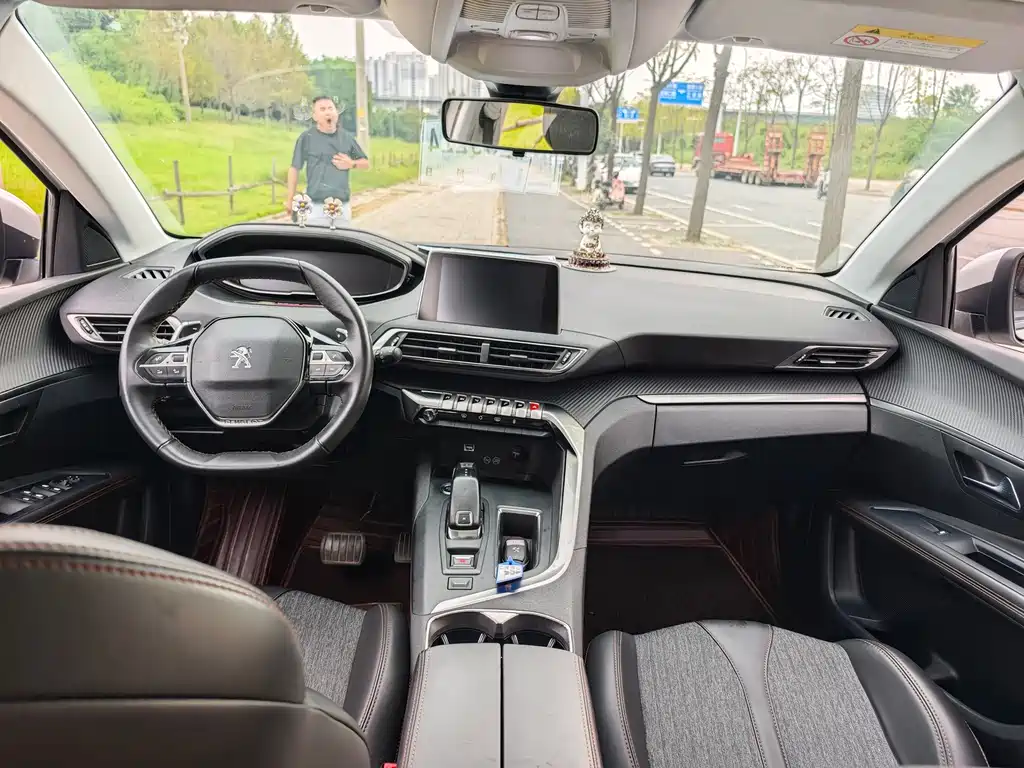 Peugeot 4008 — миниатюра 4