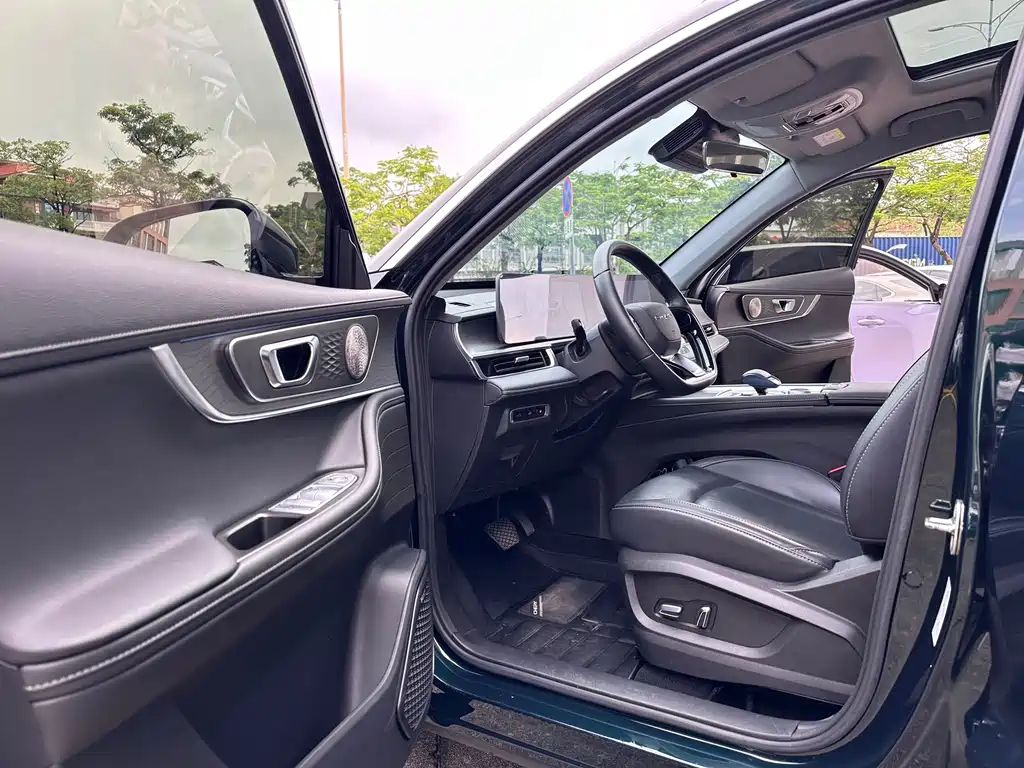 Chery Tiggo 8 PRO NEV — миниатюра 11