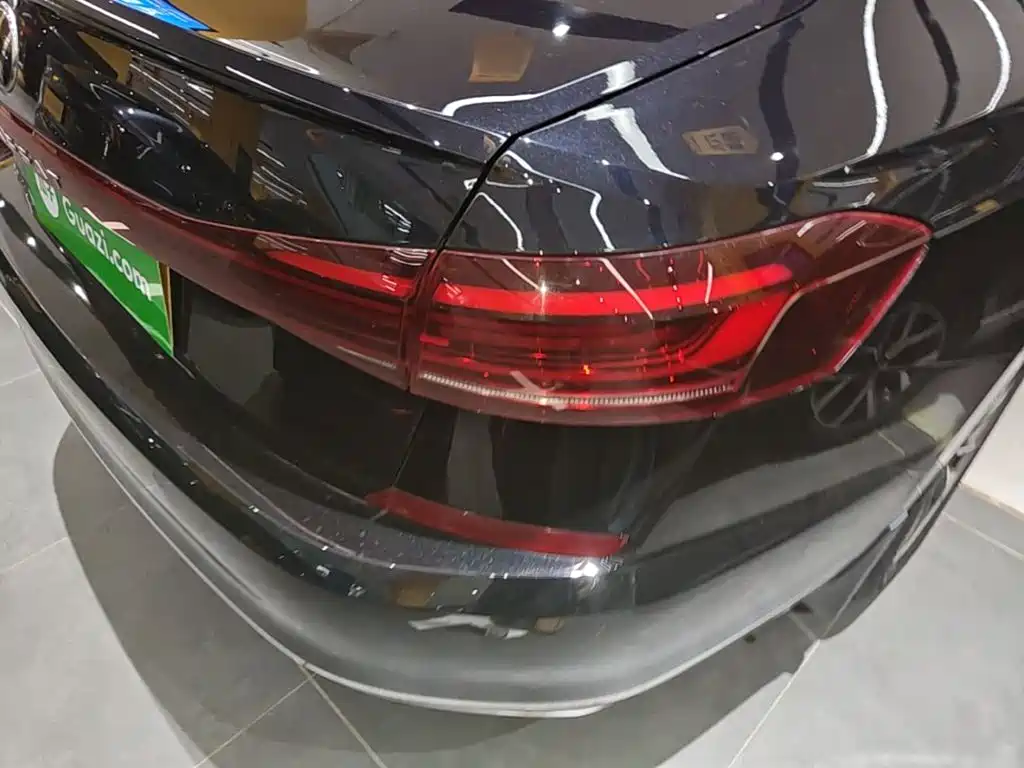 Volkswagen Passat — миниатюра 8