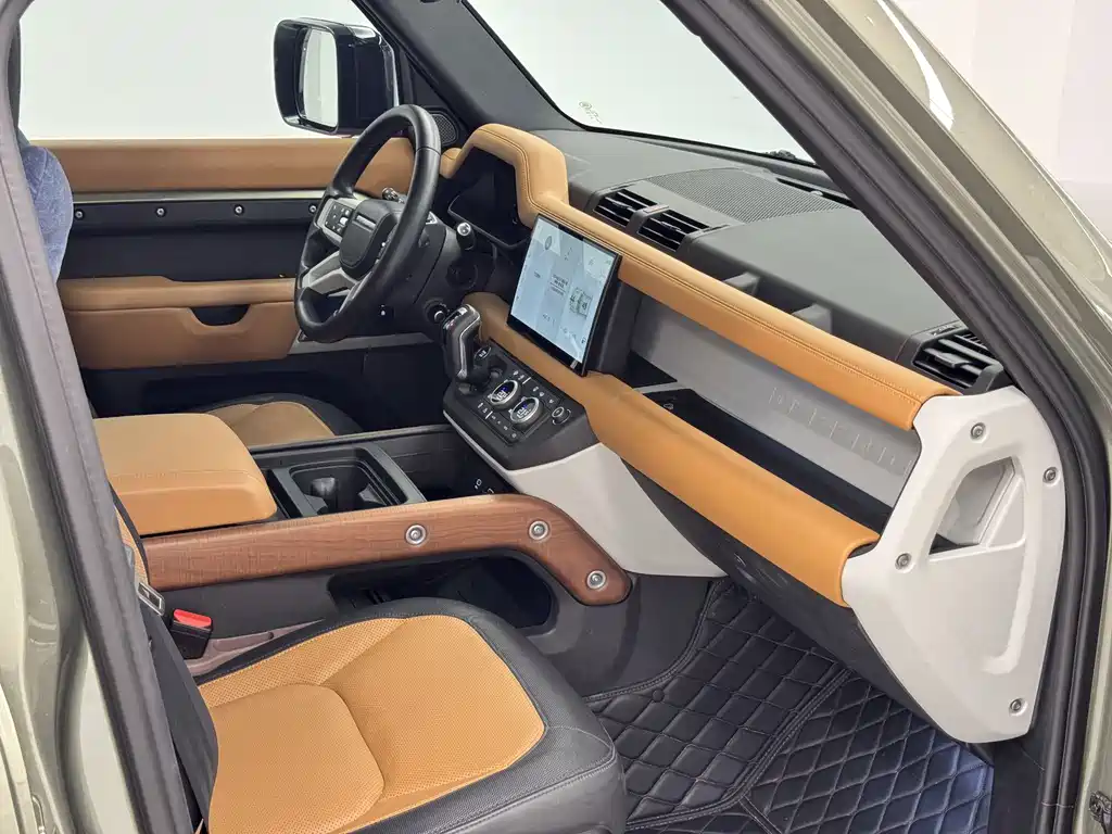 Land Rover Defender — миниатюра 15