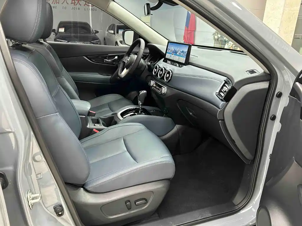 Nissan X-Trail — миниатюра 19