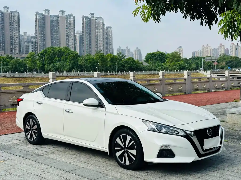 Nissan Teana — миниатюра 3