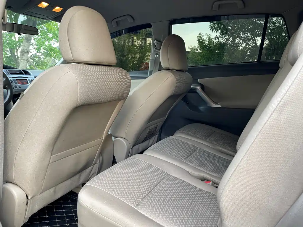 Toyota Verso 2012 180G CVT Comfort