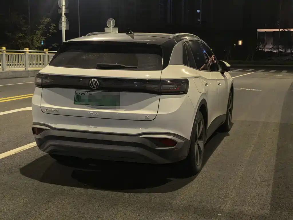 Volkswagen ID.4 X — миниатюра 10