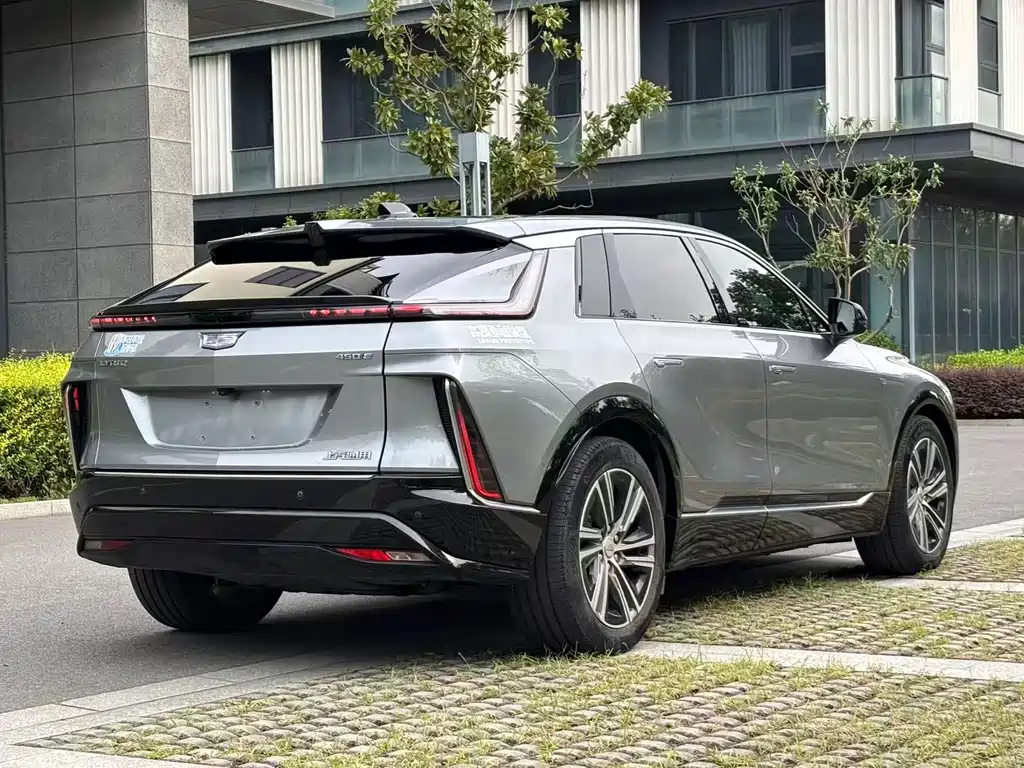 Cadillac Lyriq — миниатюра 6