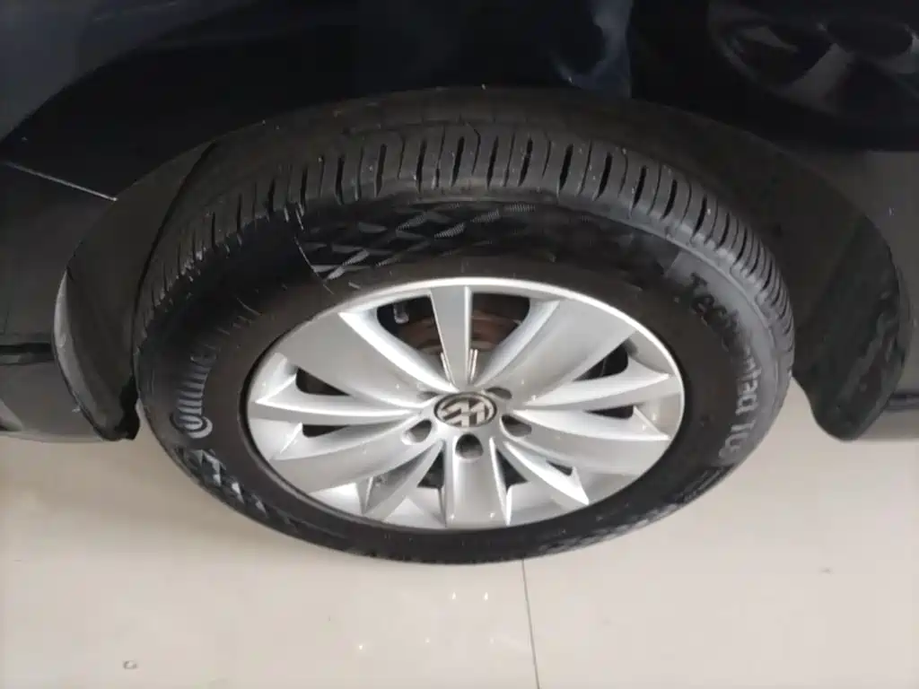 Volkswagen Sharan — миниатюра 23