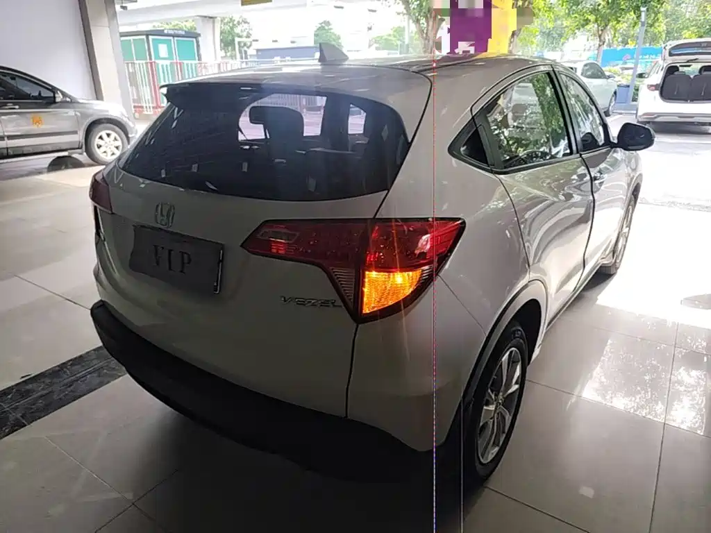 Honda Vezel — миниатюра 7