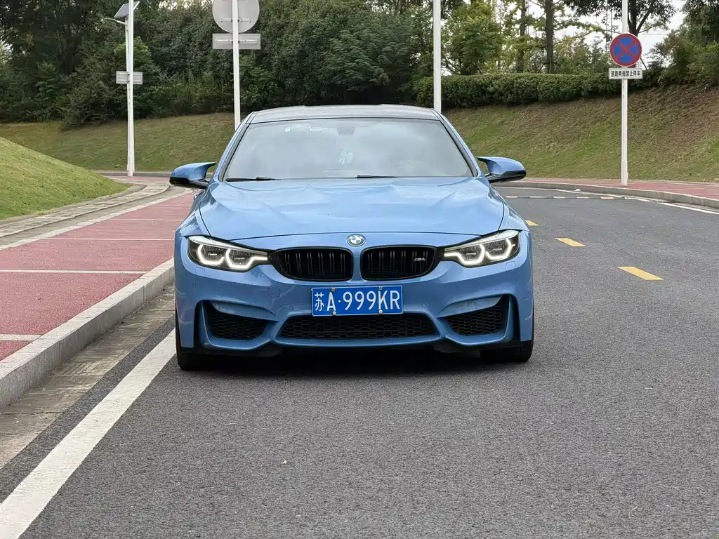 BMW M4 — миниатюра 2