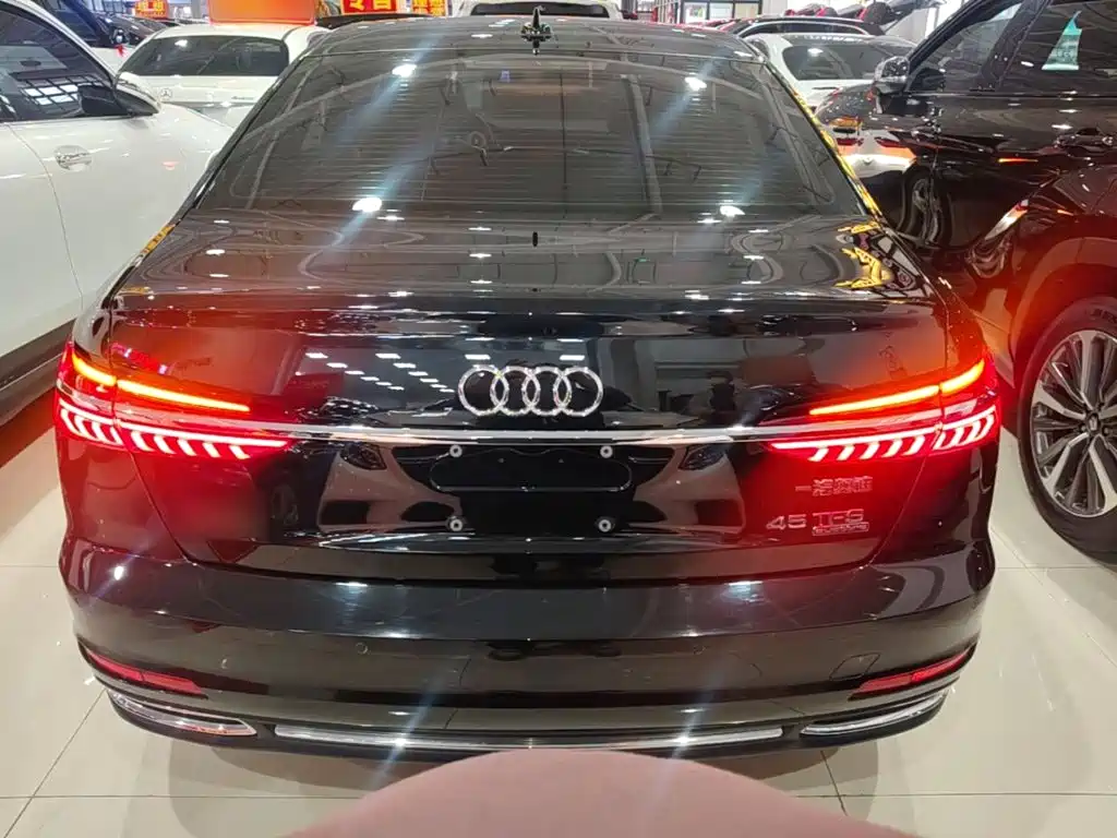 Audi A6L — миниатюра 6