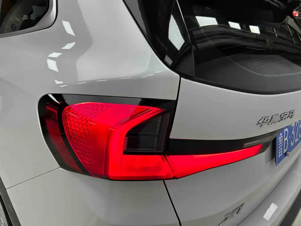 BMW X1 — миниатюра 25