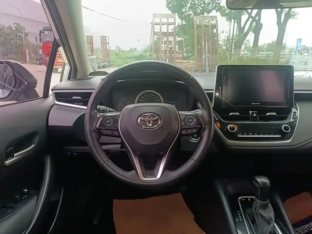 Toyota Corolla — миниатюра 11